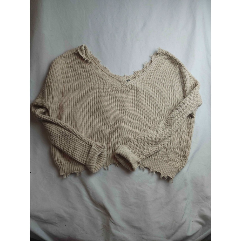 Moon And Madison Distressed Sweater Womens Medium Beige Knit Cropped Pullover